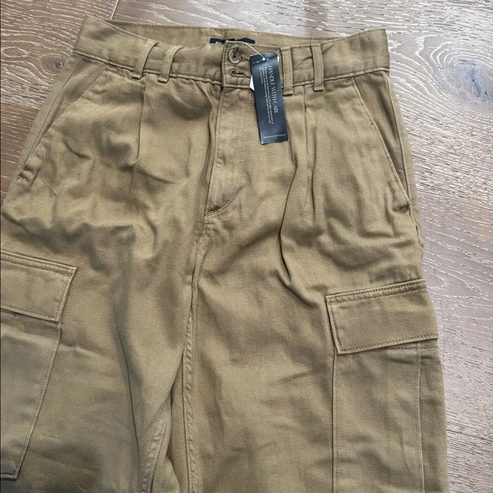 Banana Republic Tan Cargo Utility Pants Size 25 High Rise Straight Leg NWT - Picture 5 of 6